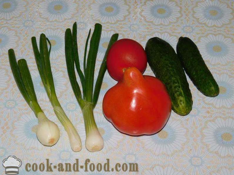 Bauernsalat mit Käse, Gurken und Tomaten für das Mittagessen oder Abendessen - wie der Gemüsesalat mit Käse, Rezepte mit Foto vorzubereiten