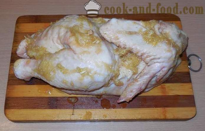 Huhn in der Hülse (Tierkörperhälfte) gebacken - als schmackhafter Huhn im Ofen gebacken, das Brathähnchen Rezept schrittweise, mit Fotos