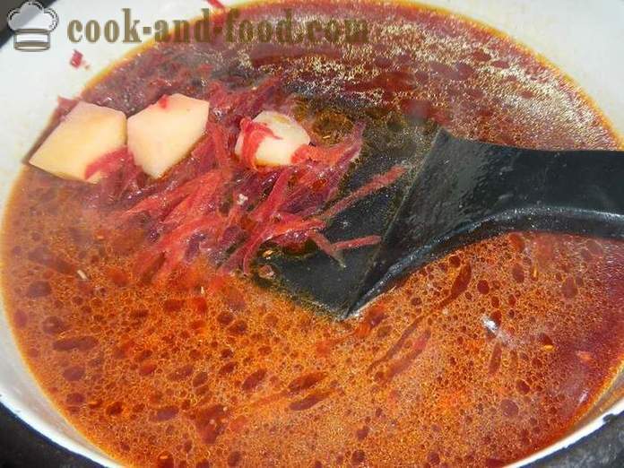 Klassische rote Borscht mit Zuckerrüben und Fleisch - wie Suppe zu kochen - einen Schritt für Schritt Rezept mit Foto ukrainischen Borschtsch