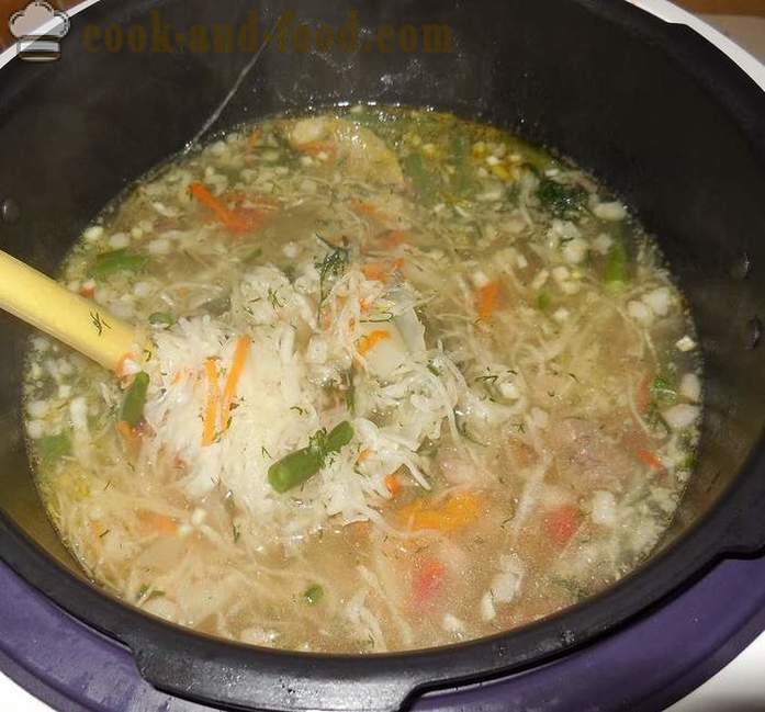 Suppe aus Sauerkraut in multivarka - wie sauren Suppe zu kochen, mit Sprache und mit Knoblauch und Speck, Schritt für Schritt Rezept mit Fotos.