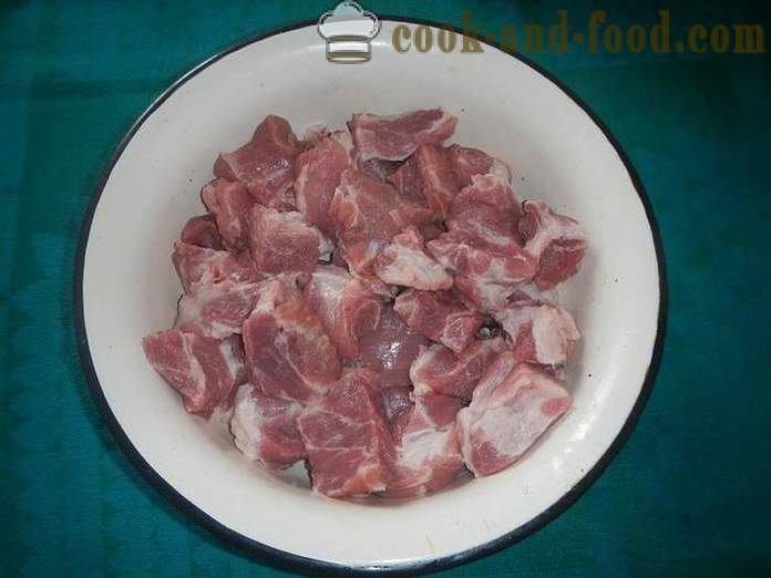 Saftige Schweine auf dem Grill - wie das Fleisch für Spiesse marinieren, Barbecue, Grillen oder Braten auf dem Grill Rezept mit Fotos.
