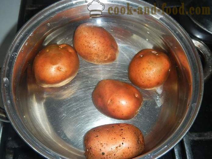 Gebackene Kartoffeln mit Hackfleisch und Käse - wie gebackene Kartoffeln im Ofen, das Rezept Schritt für Schritt mit Fotos.