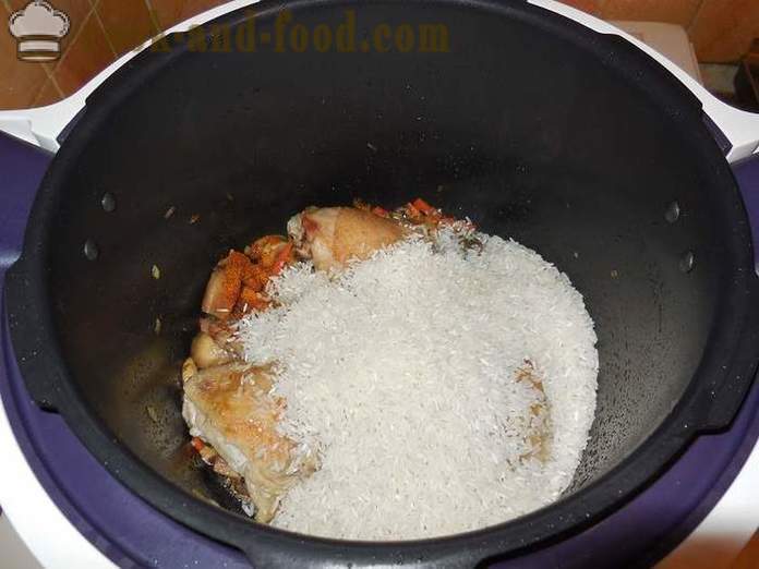 Reis mit Huhn und Pilzen in multivarka oder, wie man kocht Risotto in multivarka, Schritt für Schritt Rezept mit Fotos.