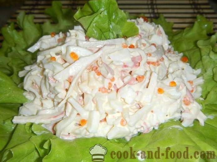 Ein einfacher und leckerer Salat mit Tintenfisch, Krabben-Sticks und rotem Kaviar - wie einen Salat von Squid mit Ei vorzubereiten, einen Schritt für Schritt Rezept mit Fotos.