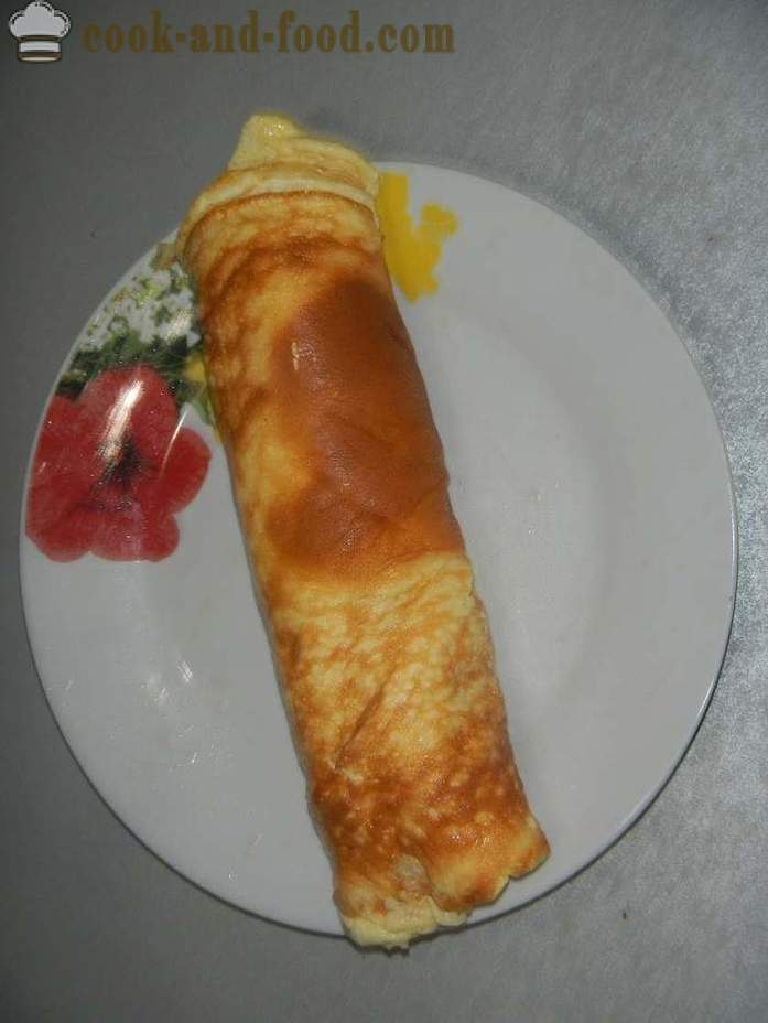 Rolle des Omeletts mit Frischkäse und Stör - wie Rolle kochen omletny mit Füllung, einen Schritt für Schritt Rezept mit Fotos.
