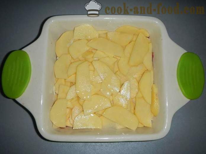 Kartoffeln in Französisch im Ofen - ein Foto-Rezept, wie Kartoffeln mit Schweinefleisch in Französisch kochen und Pilzen