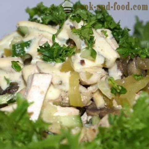Sammlung von Salat Rezepte mit Huhn und Pilzen