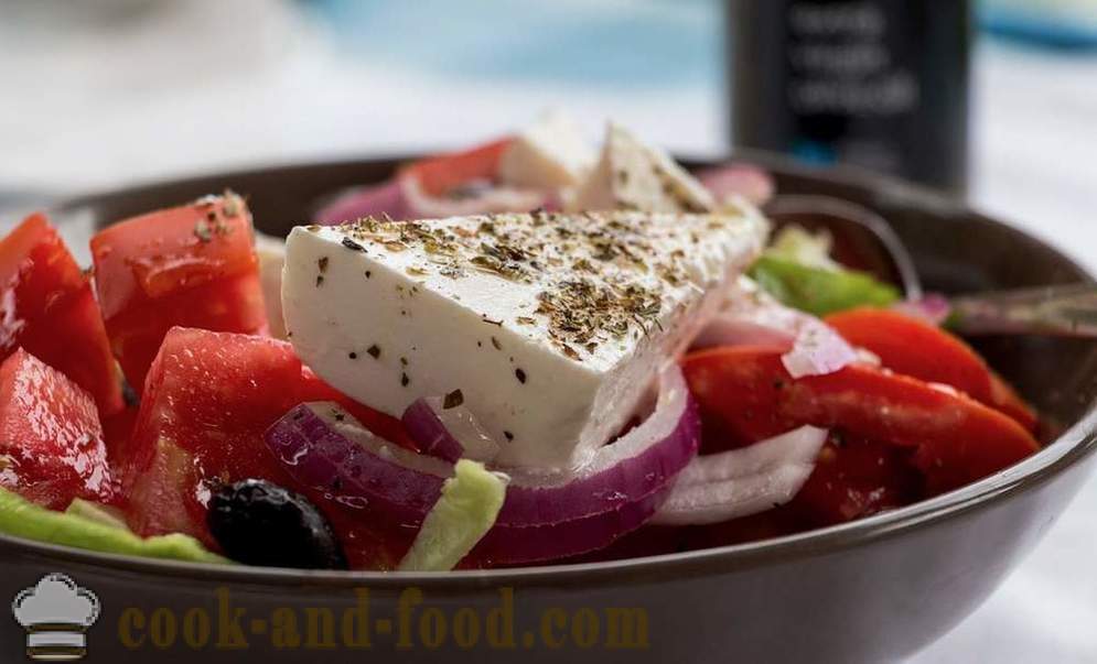 Wie die Würze für den griechischen Salat vorzubereiten - Video Rezept zu Hause
