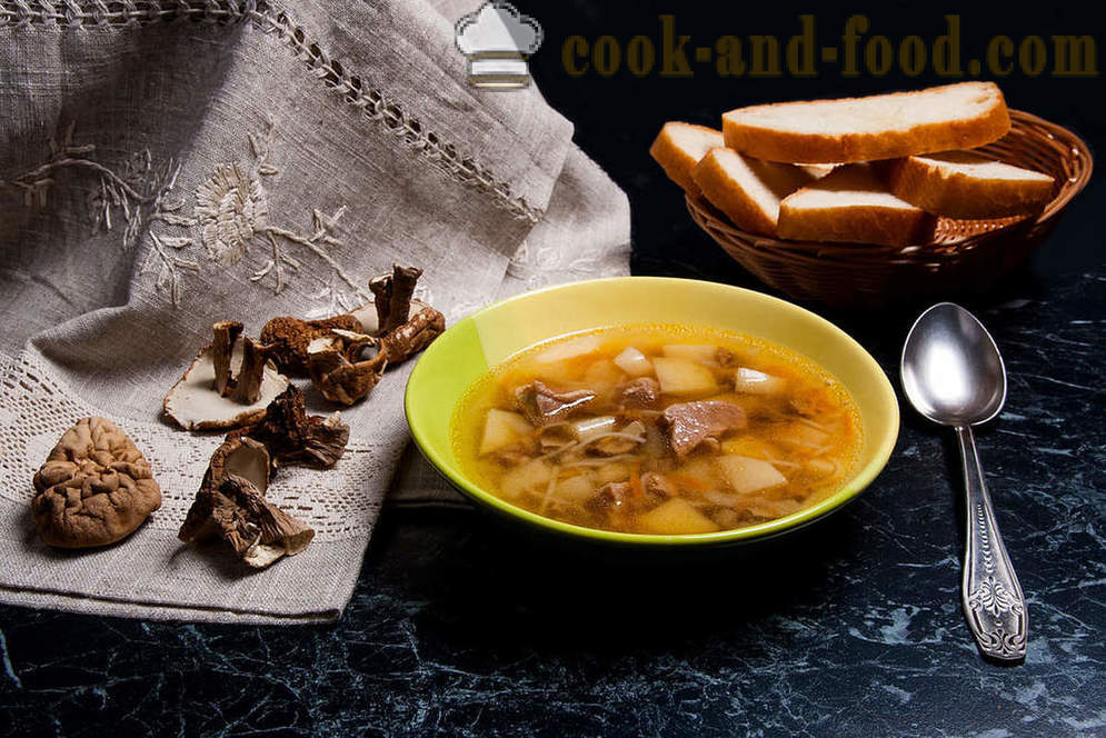Rezept für Pilzsuppe mit Champignons und Nudeln - Video Rezepte zu Hause