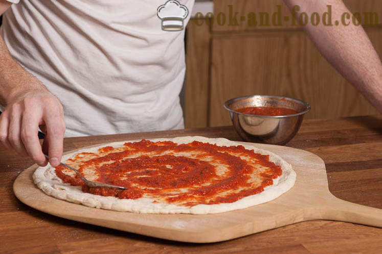 Teig Rezept und Pizzasauce von Jamie Oliver